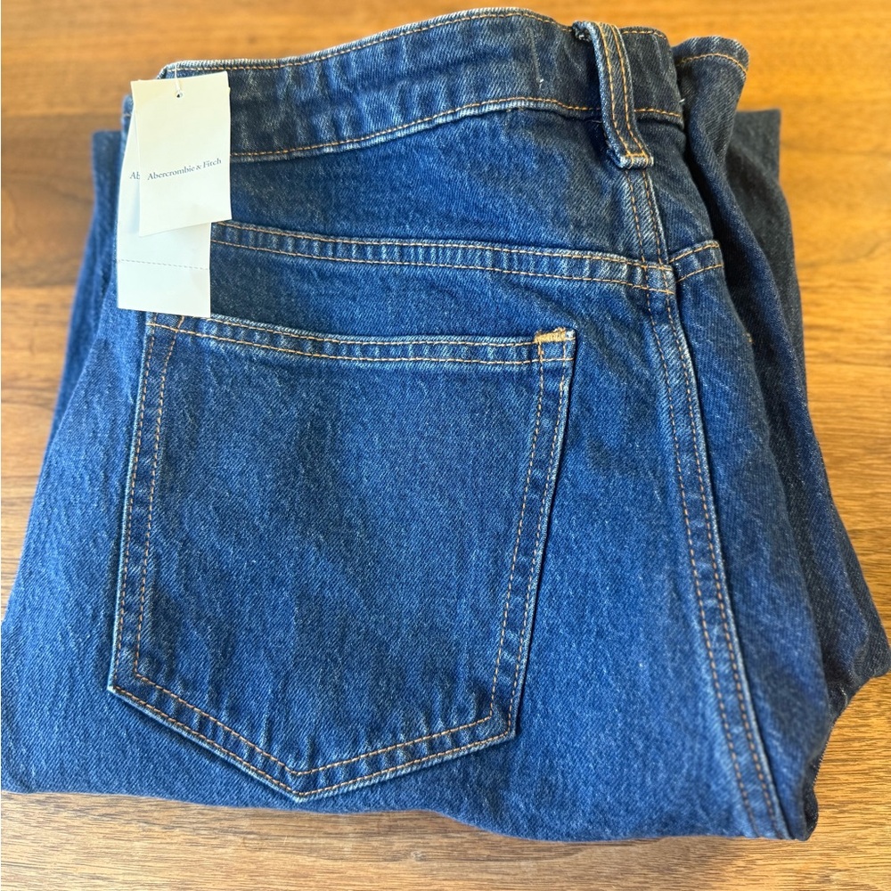 Abercrombie ’90s Relaxed High Rise Jeans Curve Love 31 NWT